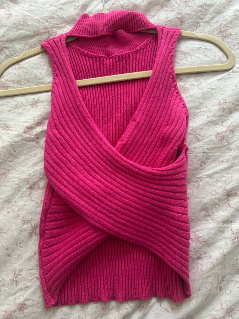 Lulus cross back top - Picture 2 of 4